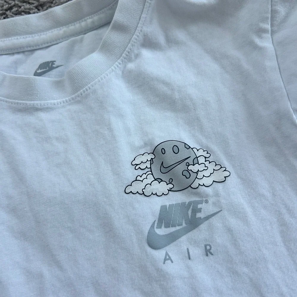 Nike air graphic